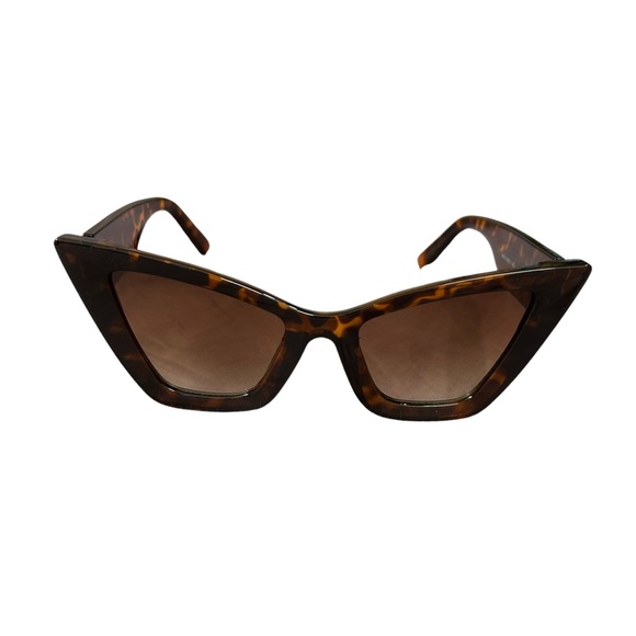 207. Brown Sunglasses - Picture 1 of 3